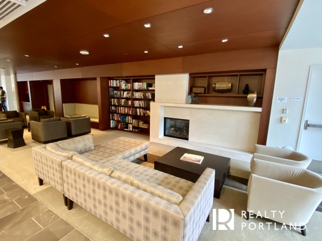 The Metropolitan Resident Lounge